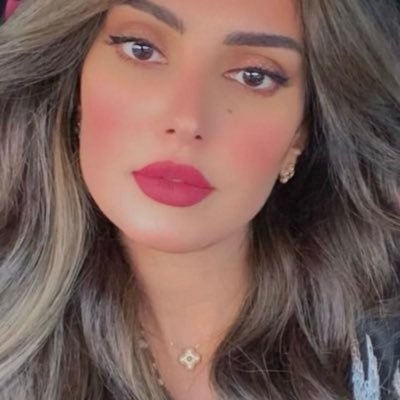 S_03340's profile picture. يعرفني الله جيدًا، وهو يكفيني عن معرفه الناس بي🤍.