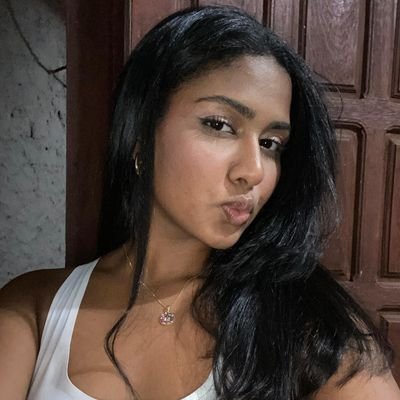 studyanninha's profile picture. Garota bonita 🌷🩷💓