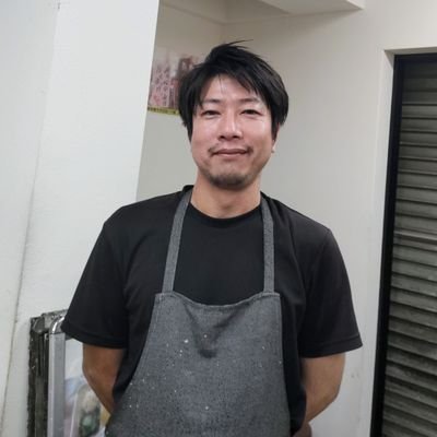 yamada20211101's profile picture. 会心のからあげ 山田というからあげ屋をやってます。
南武線西国立駅徒歩2分 
営業時間 金曜日17:30～20:30
お昼はキッチンカーやってます。
※出店情報は毎日発信しています。
※ドラクエウォークボチボチやってます。
※小言もたまに呟きます。