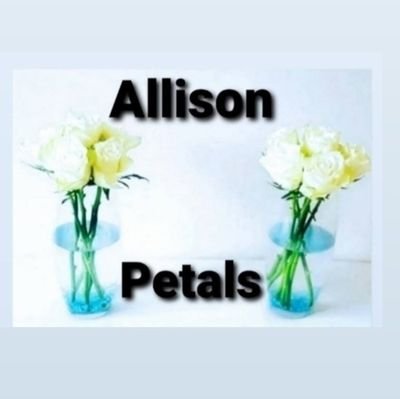 Allison Petals is an online event florist in Stockwell London. We also do weekly contract flowers for businesses & we do table flower arrangements.