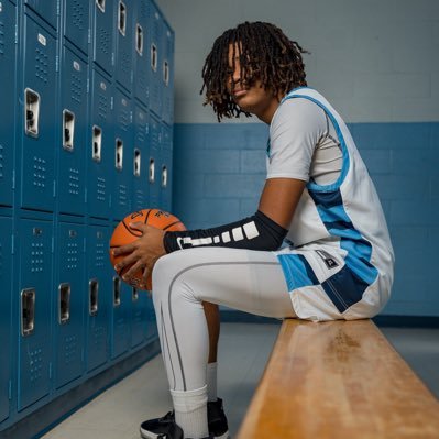 6’2guard|C/O 24|165lbs|3.6gpa|clarksburg high school 🏀🐾#00|insta/chase.th3bag#240-801-2575