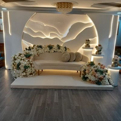 _ #قاعات_افراح #كوتيات #كويتى🇰🇼 #كوتية #كراسى_عزاء #كراسى_نابليون #كراسى_شفاف #كويش_افراح #كوشةافراح #مناسبات_كويتية #تصويري #افراح #تسكيرة_صال