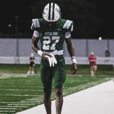 Derek Smith // Dutch Fork Highschool class of 25//5”11 170lbs CB/SS/FS// 245 bench, 365 squat// djaysmith12@icloud.com // 8039316691