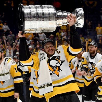 I’m a die-Hard penguins fan, I tweet about them, and I’m one of the most positive fans out there #LetsGoPens #SidneyCrosby #EvgeniMalkin #KrisLetang