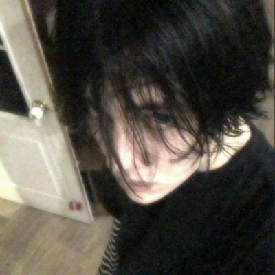 Armeyes_yes's profile picture. boy with depression, but it doesn't matter 
🇺🇲🇪🇦