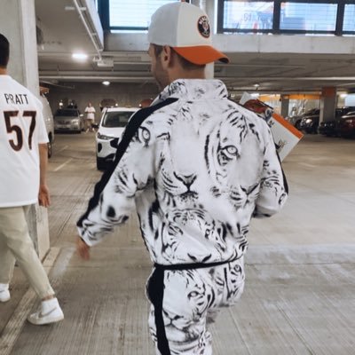 AJ_Mason24's profile picture. Rest at the end not in the middle #WHODEY