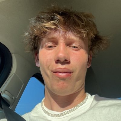 17 I Streamer/Comp