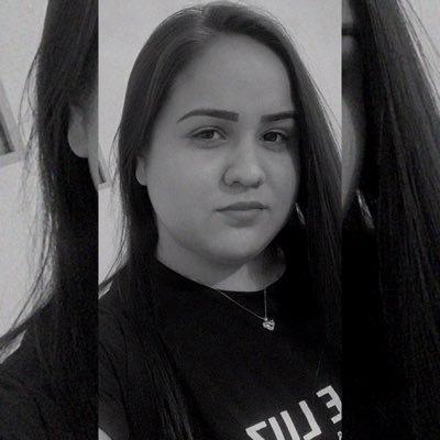 karlaa_santtoS's profile picture. +51 // @grêmio 🤍                             • Vivendo intensamente.