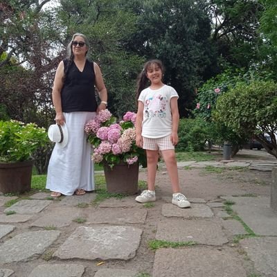 ZamurioEva's profile picture. Soy mamá de 5 chicos , abuela de 10  nietos y bisabuuu de 2  bisnietos!! 💞Colorada y Batllista Dios me bendijo :No temas, yo cuido de ti, yo cuido de ti 🎼