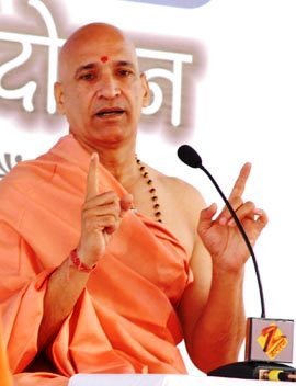 Founded Mokshayatan International Yogashram at Saharanpur -India in 1973, First recipient of 'Padmashri' for Yoga & Hony DLit for global contribution to yoga.