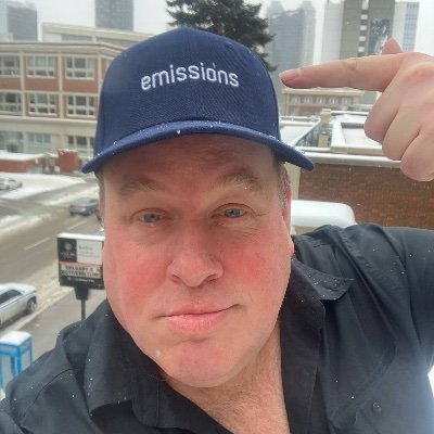 Host of @ClimateHubYYC's A Climate of Change zoomcast and The Climate Lens podcast, AB Regional Organizer for @Reality_Canada. Tweets are my own. #yyc