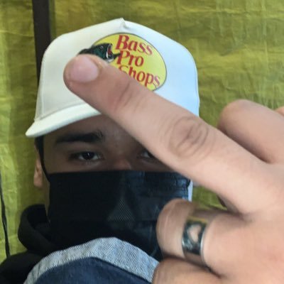 PonchoPadrinote's profile picture. PAPAYON