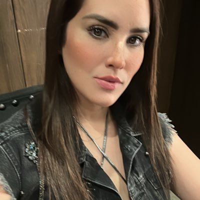@elissanc