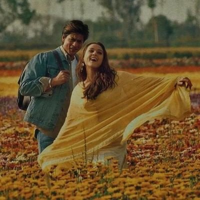 Love @iamsrk 

Mohabbat Zaara ❣️

Love Like A 𝐃𝐚𝐬𝐭𝐚𝐚𝐧 𝐄 𝐕𝐞𝐞𝐫 𝐙𝐚𝐚𝐫𝐚 ♥️✨

💗 Zaara 🤗 عائشہ 🤗💝

 🤵🏼Mustkim🇮🇳
👰🏻Ayesha 🇵🇰