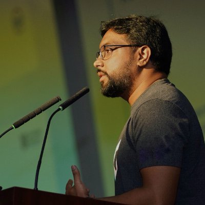 Building the @Chainlink  ⬢ Community Manager, India @Chainlinklabs ⬢ Community Lead @gdg_hyd ⬢ https://t.co/AewzpMJaiK ⬢ All opinions are my own