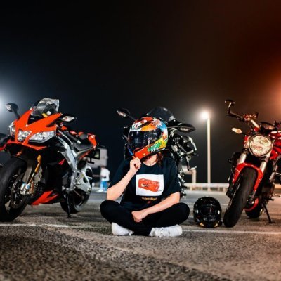 フィットネス/オートバイ/旅行/キャンプ
一緒に日本をオートバイで旅行する予定のある友達がいたら、会いましょう❤️
シートドライブ:ドゥカティ・スーパーオートバイ899