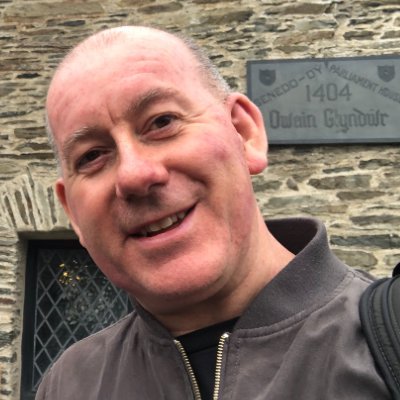 HywelCymru Profile Picture