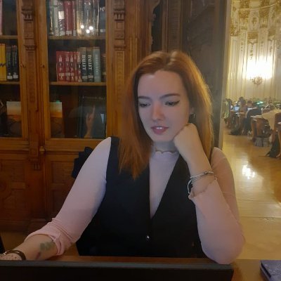 PhD candidate Art History and Visual Studies @UoMSALC | Art History MA @KaroliEgyetem,
Medieval Studies MA @medstudceu
💜🖼️🎨📚🎶🌈✈️🏛️🗺️💜