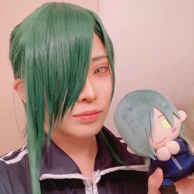 この世にし楽しくあらば来む世には 虫に鳥にも我はなりなむ。作ったり撮ったり書いたり話したりしたい垢。25↑でも関係ないことも呟くよ👍ハンター兼審神者兼😈🐏の主。そしてレイヤー（にっかり青江/今剣/三条/青江派など）👗交流したいけど鍵垢しか無かったから公開垢作ったよ☺️たまに人間やめて魚になる🐠SSIマーメイド