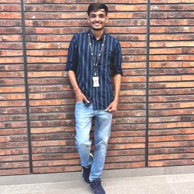 GadhaviRamesh1's profile picture. Chartered Accountant,

Cricket 🏏❤️