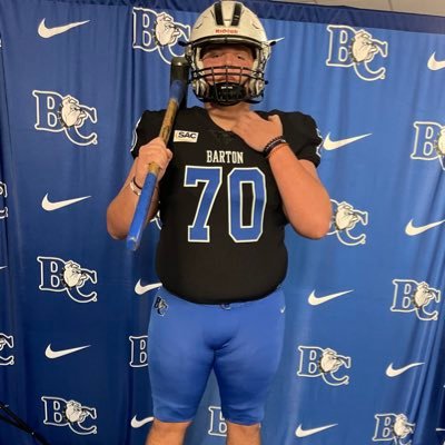 JMRHS’24 | @Barton_fb commit | 3.5 GPA. C/G 6’3 290 | @BlueGreyFB All American |NCAA ID :2205557260