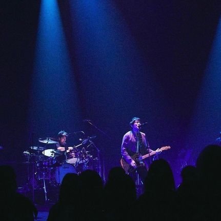 TKuxhkEKY5AsGAz's profile picture. 音楽
Mr.Children、サザンオールスターズ、斎藤和義、Bz、乃木坂46、日向坂46など
JPOPが好きです。
Mr.Children、斎藤和義ライブ参戦経験有ります。