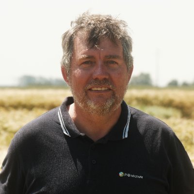 Responsable Relations Agriculteurs et Viticulteurs chez Syngenta. Je tweete à titre privé et en tant que défenseur de la ruralité #FrAgTw