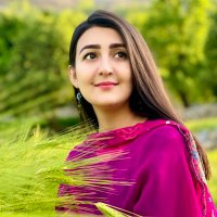 Nida Nayab Shah(@NidaNayabShah_4) 's Twitter Profile Photo
