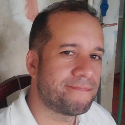 chepui111's profile picture. ¿Mi Bio en menos 160 caracteres? tampoco debe ser muy dificil porque estoy acostumbrado a mandar SMS desde los 16 años. Bien, Naci una noc