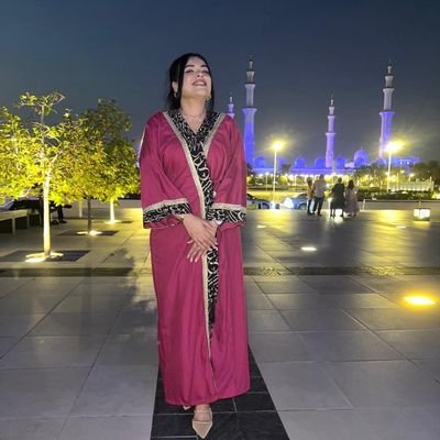 Assistant Professor of Philosophy شاعرة، مترجمة، باحثة في الفنومينولوجيا المعاصرة
