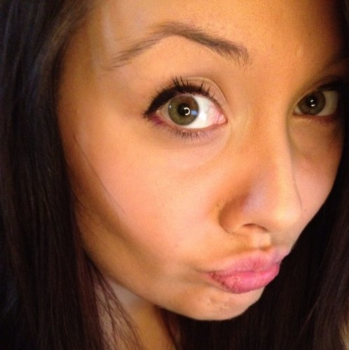 MakeupMaster92's profile picture. little madame