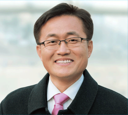 도전하는 청년! 은평 갑 새누리당 최홍재후보입니다. 대한민국의 가슴벅찬 선진 미래, 젊은 은평 청년! 저, 최홍재가 지금 만나러 갑니다.
