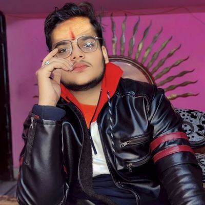 gaurav__193's profile picture. Learn the rules like a pro, 
so that you can break them like an artist 🥂