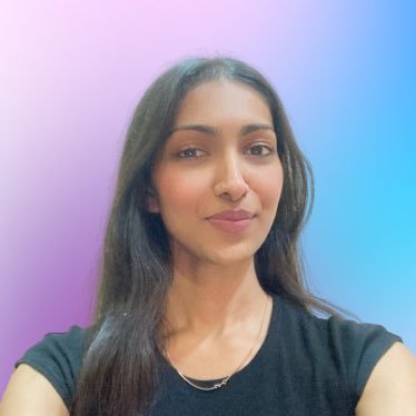 I help in crafting seamless digital experiences