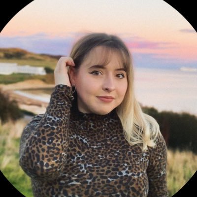 local lesbian & skz enthusiast 😔✌🏻