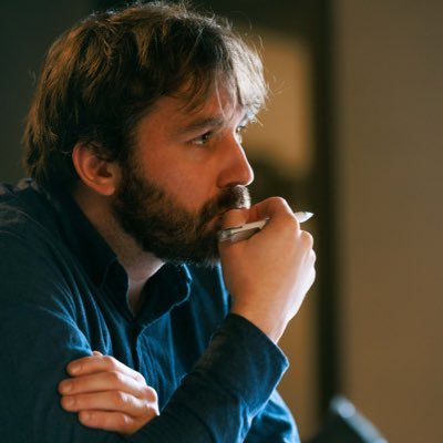 Periodista. Sigo la actualidad de Sumar y Podemos en el @eldiarioes. En otro tiempo fui productor de @rtve y corresponsal de EFE en Argentina.