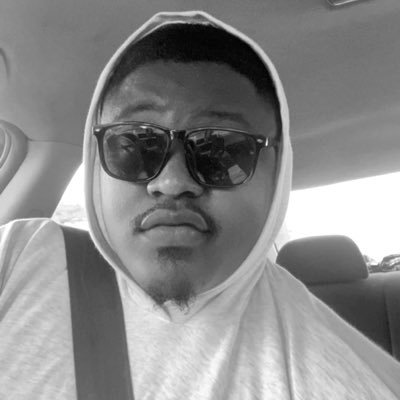 tachels's profile picture. KEEP THE FIRE BURNING 🔥