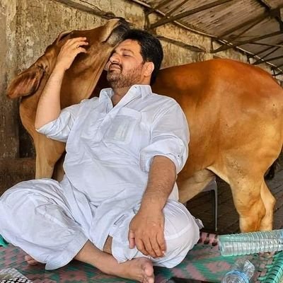 shakirumar's profile picture. اگر تم راستہ جانتے ہو تو گمراہ انسان تمہاری ذمہ داری ہیں