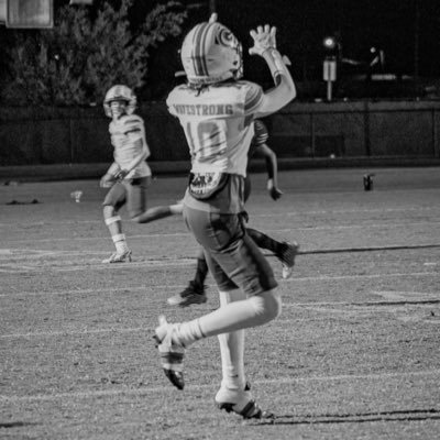 emerald coast middle school 🏈 (WR LB )prime xample WR c/o 2029 5,11)140 3.5GPA