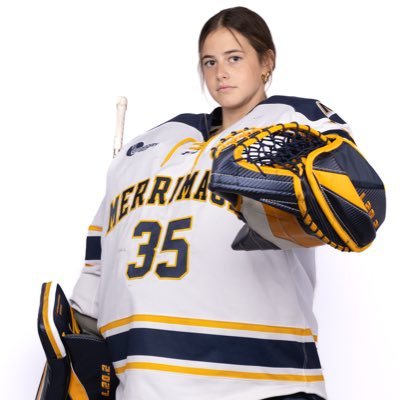 Merrimack Women’s Hockey #35 🇨🇦🇺🇸 Barstool Athlete