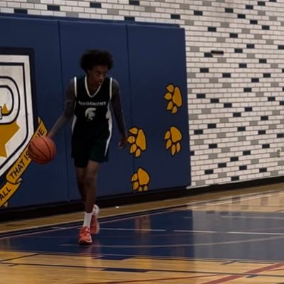 wrd2myself's profile picture. 6’2 Guard | Class of 27 |