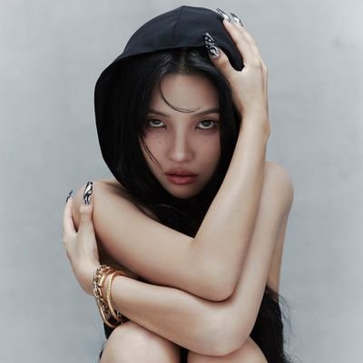 soyminsimp's profile picture. 98 liner — singer songwriter, dancer, rapper, leader, producer, center, composer, concept maker and choreographer.