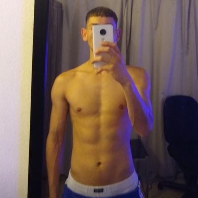 antukiltro's profile picture. Actuación 🎬

 https://t.co/pQBwhPCKW1