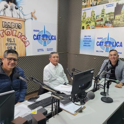 Lo más destacado del deporte. Escúchenos todos los sábados de 10h00 a 12h00 por Radio Católica 98.1 FM con la dirección de Mario Jiménez P. y Gerardo Quito J.