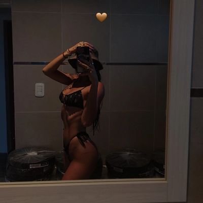 CotiiMoreno's profile picture. Virtud envidiada es dos veces virtud || tóxica y adictiva. lo peor que se puede ser ||
 
 على أمل الحصول عل