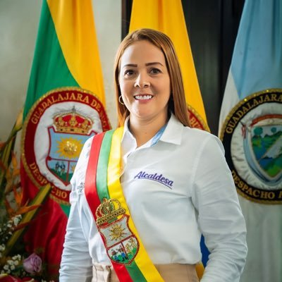 Alcaldesa de Guadalajara de Buga. Con amplia experiencia en el sector público, comprometida en transformar social y económicamente la ciudad.