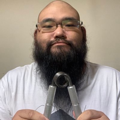 k1a6t2s7u's profile picture. 握力を鍛えたり。