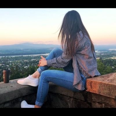 anumch891565's profile picture. Alhumdulilah 🌺