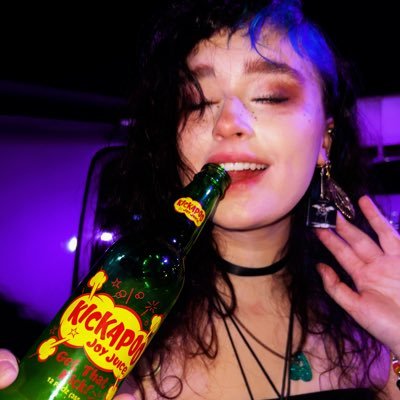 zavannrahhh's profile picture. “well that’s going on Twitter” •24•