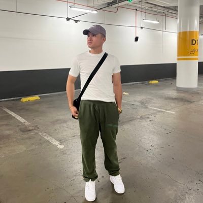 jomaridelfin's profile picture. Everything happens for a reason☝🏻